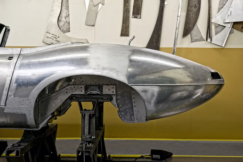 Jaguar E-Type shell