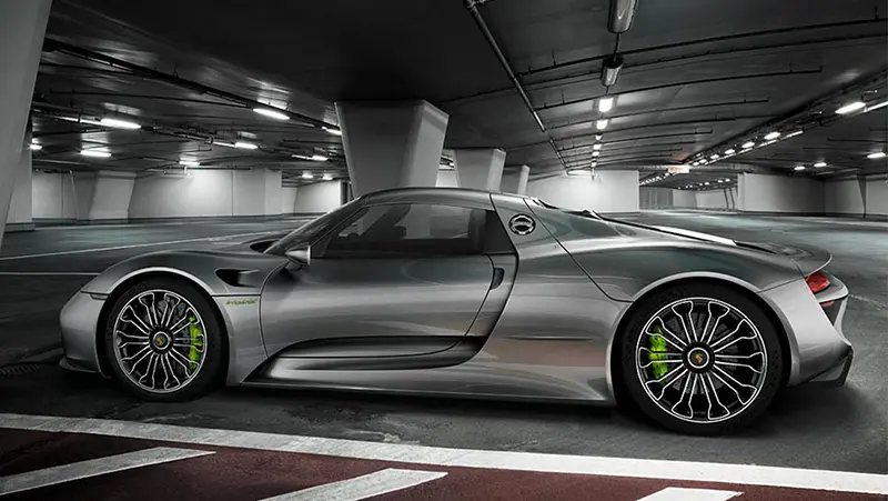 Porsche 918