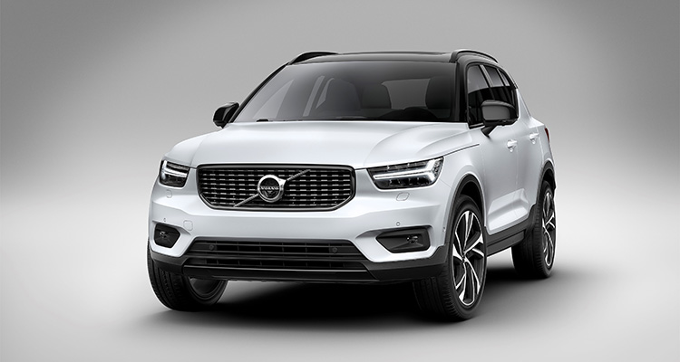 Volvo XC40 front