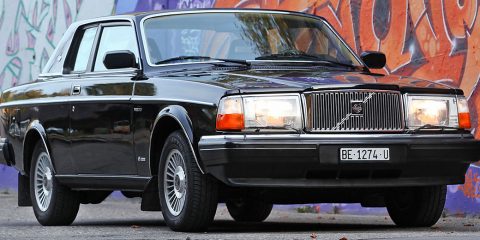 bowie volvo 262c feature