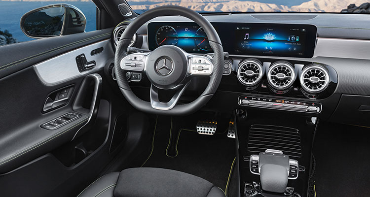 motor-visionmercedesaclassdashboardreveal