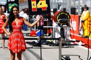 F1 Grid girls