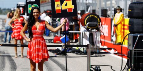 F1 Grid girls