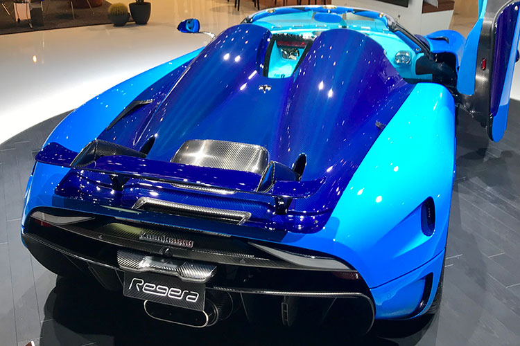 Koenigsegg Regera blue rear