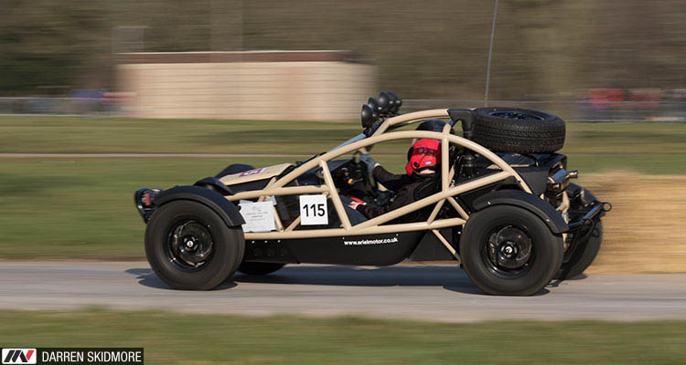 Race Retro 2018 Ariel Nomad