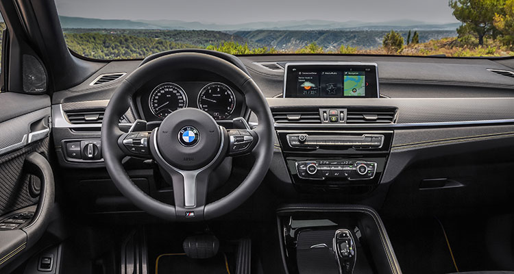 BMW INTERIOR 4