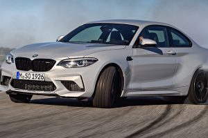 BMW M2 Competition drifting