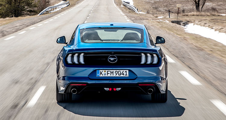 Ford Mustang blue rear