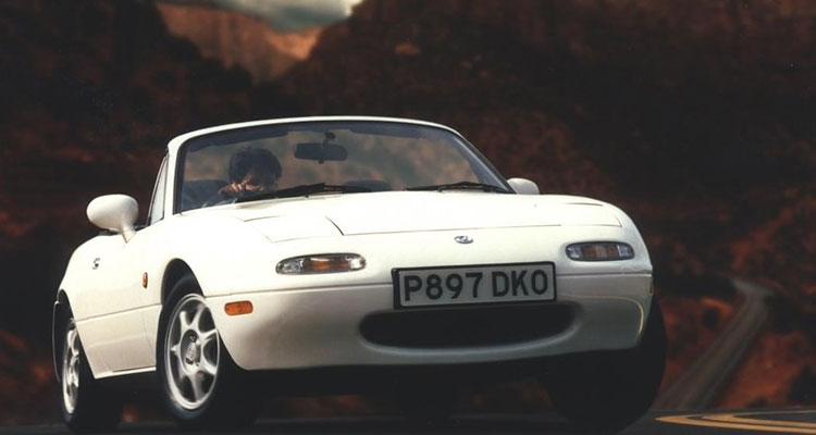 Mazda MX5 FRONT WHITE