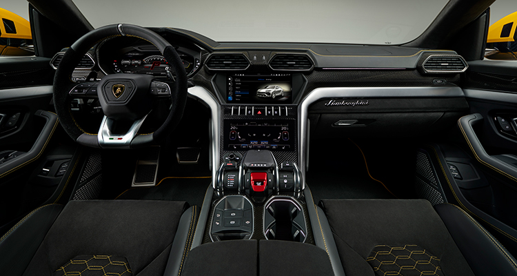 Lamborghini Urus interior 2