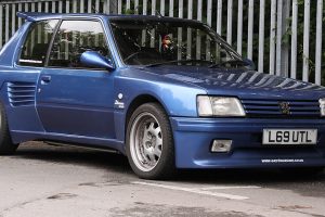 Peugeot 205 GTi Dimma body feature