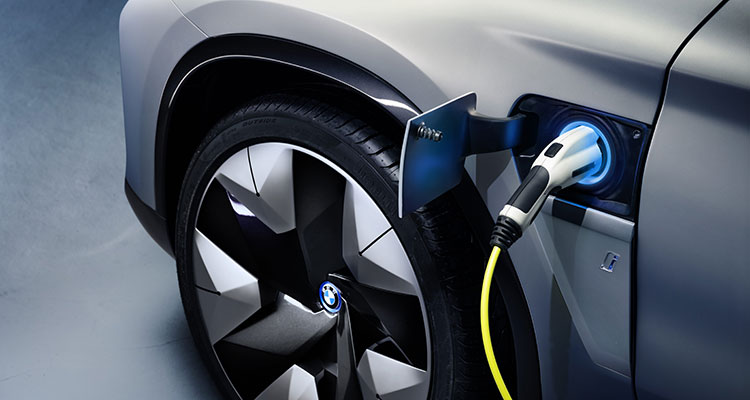 THE BMW CONCEPT iX3 charging