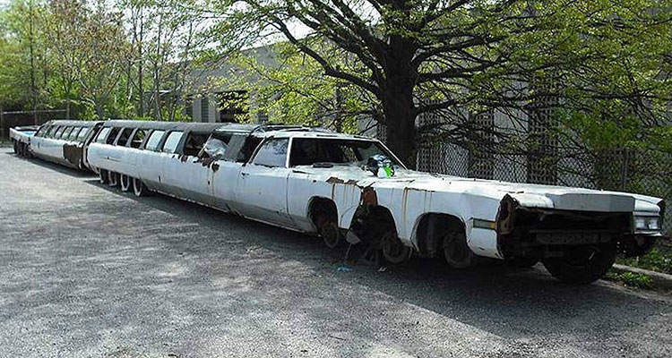 worlds-longest-car-(1)