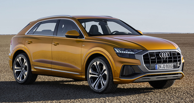 Audi Q8 front side 4