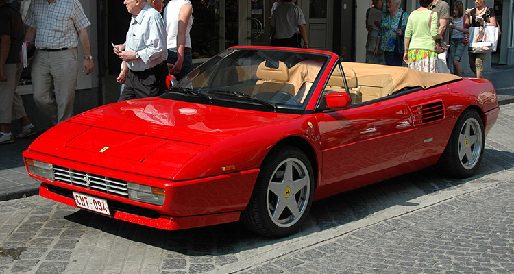 Ferrari Mondial 4