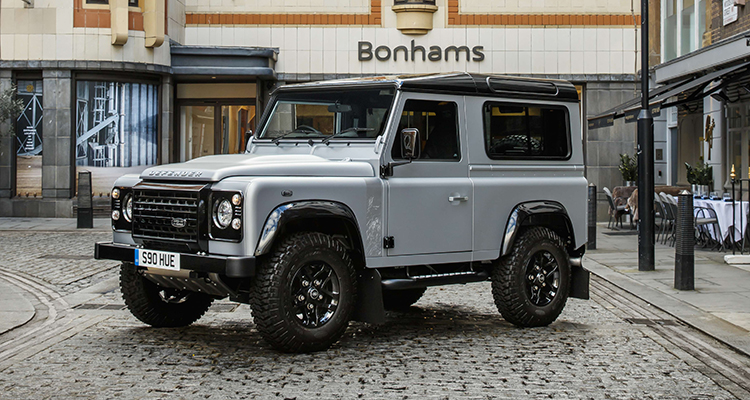 Land rover defender 2