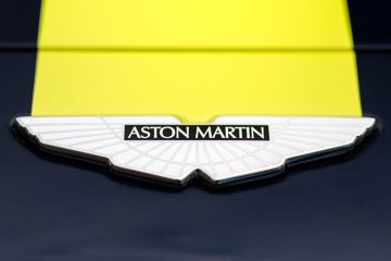 Vantage GT3 and GT4 badge feature