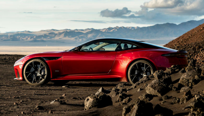 aston martin dbs superleggera 2