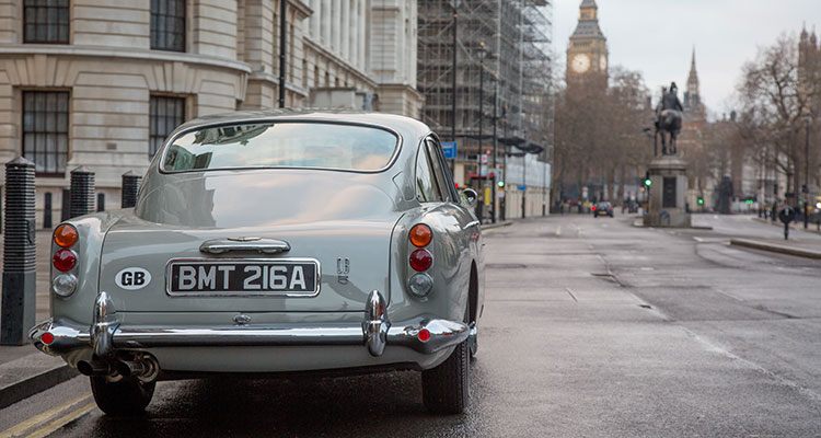 ASTON MARTIN DB5 JAMES BOND GOLDFINGER 6