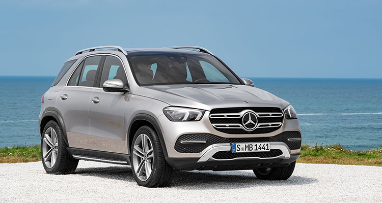 New Mercedes GLE 2019 front side 1