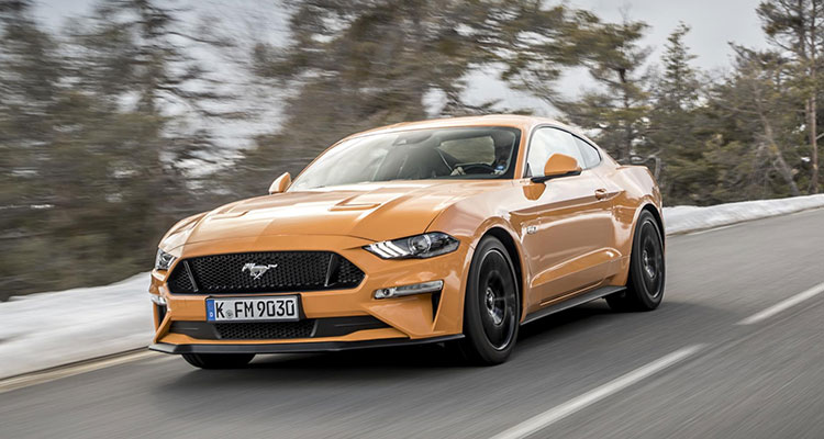 2018 Ford Mustang fastback 1