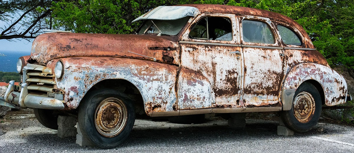 feature dirty car