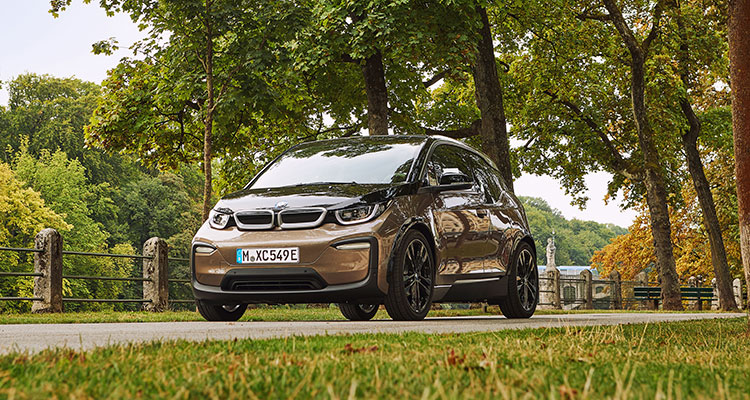 BMW i3 120Ah front side 1