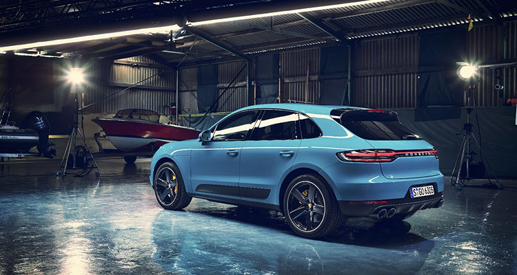 Porsche Macan Facelift 2019 rear side 2