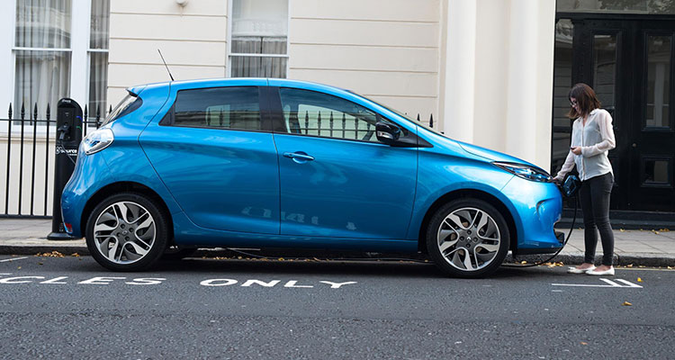 Renault Zoe side 2