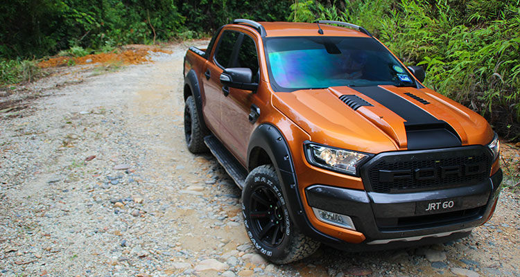 Ford Ranger front side 3