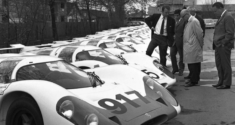 Porsche 917 Le Mans black and white