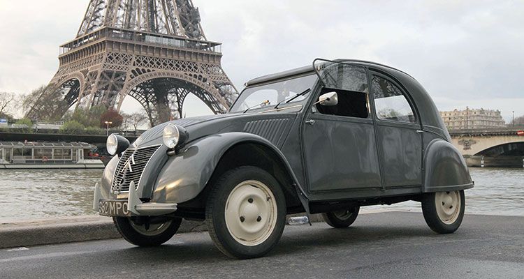 1954 Citroen 2CV main 2