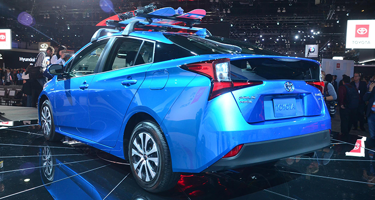 2019 Toyota Prius 1