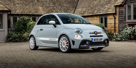 Abarth 595 2019 front side (feature)