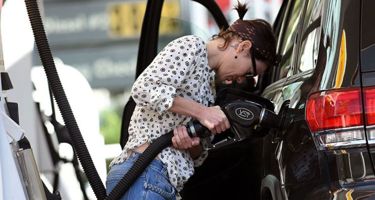 Lena Headey Game of Thrones car