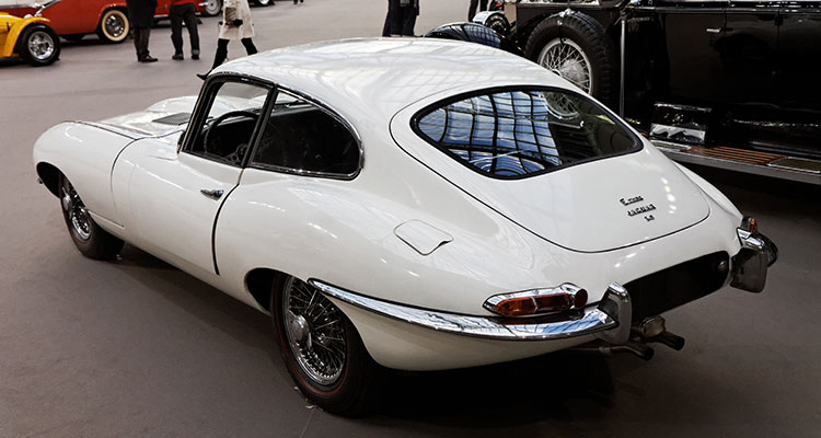 Classic Jaguar e type (6)