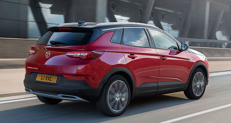 Vauxhall Grandland X Hybrid4 side rear 1