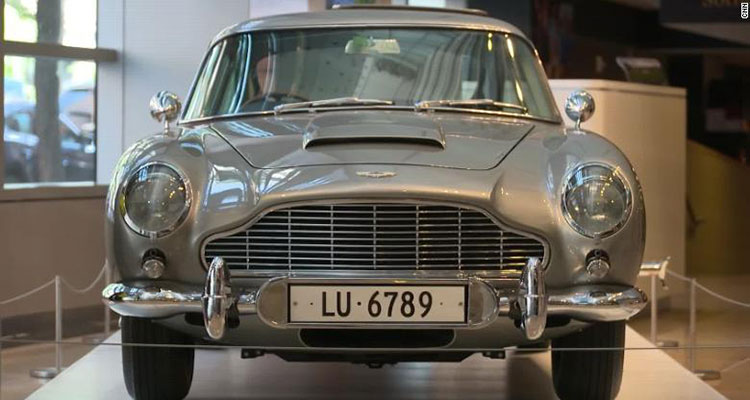 james bond aston martin db5 thunderbal (3)