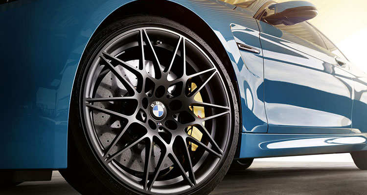 BMW M4 M Heritage Edition