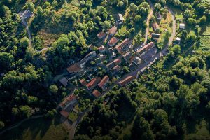 Renault Supply Entire French Town With Free Zoe's