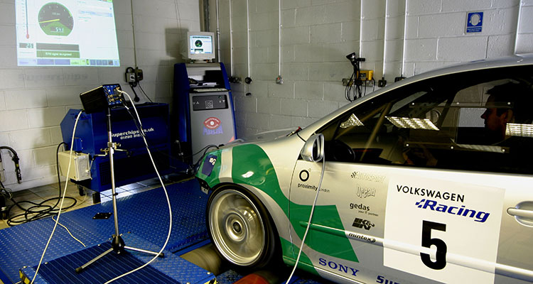 Volkswagen Racing - dyno machine