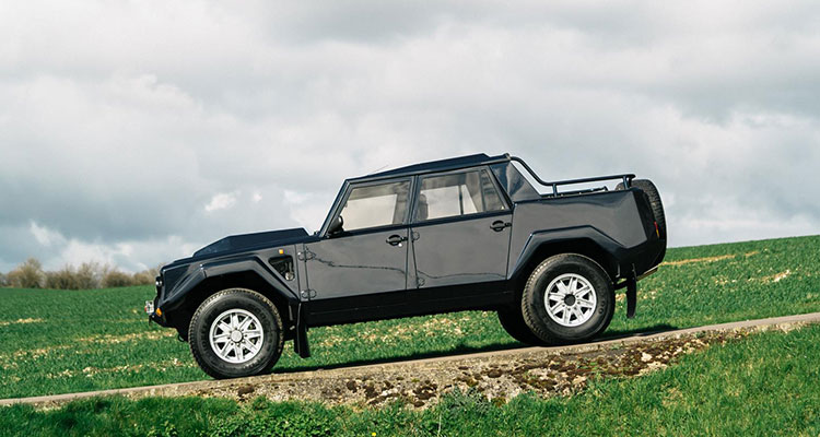 Lamborghini LM002