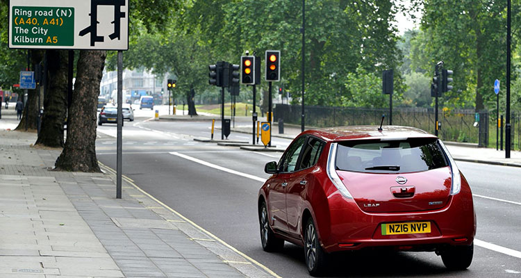 Green Number Plates For EVs Are Now Official