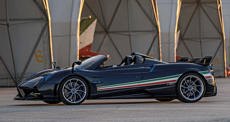 Pagani Huayra Tricolore Hypercar