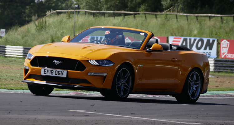 Ford Mustang Convertible 2015-present