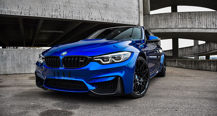 Car Software More Appealing Than Performance and Style