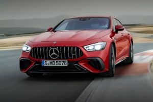 Mercedes-AMG GT 4