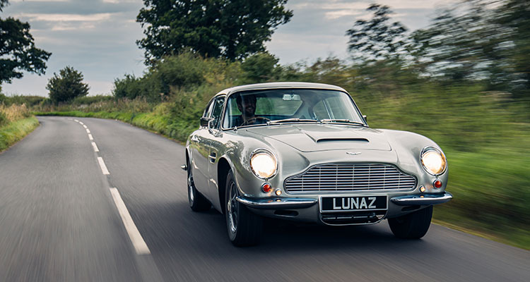 Aston Martin DB6 Lunaz