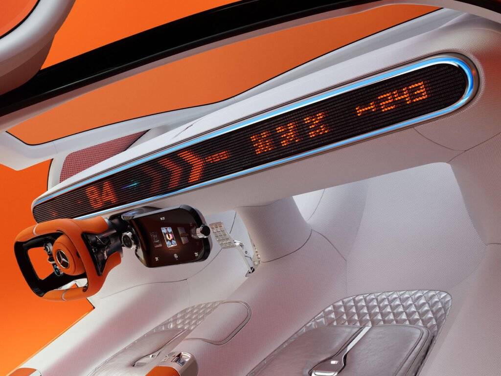 Mercedes Vision One-Eleven's dashboard incorporate Augmented Reality technology