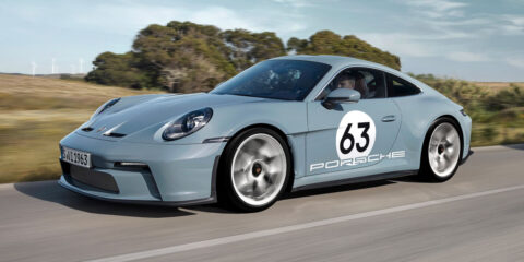 Porsche 911 S/T Heritage Edition in the fast lane